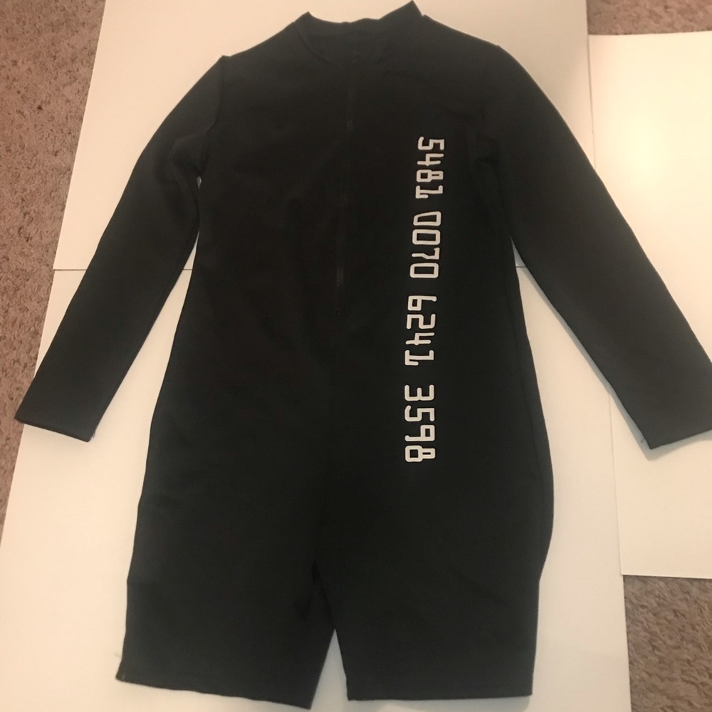 Romper - Picture 2 of 2